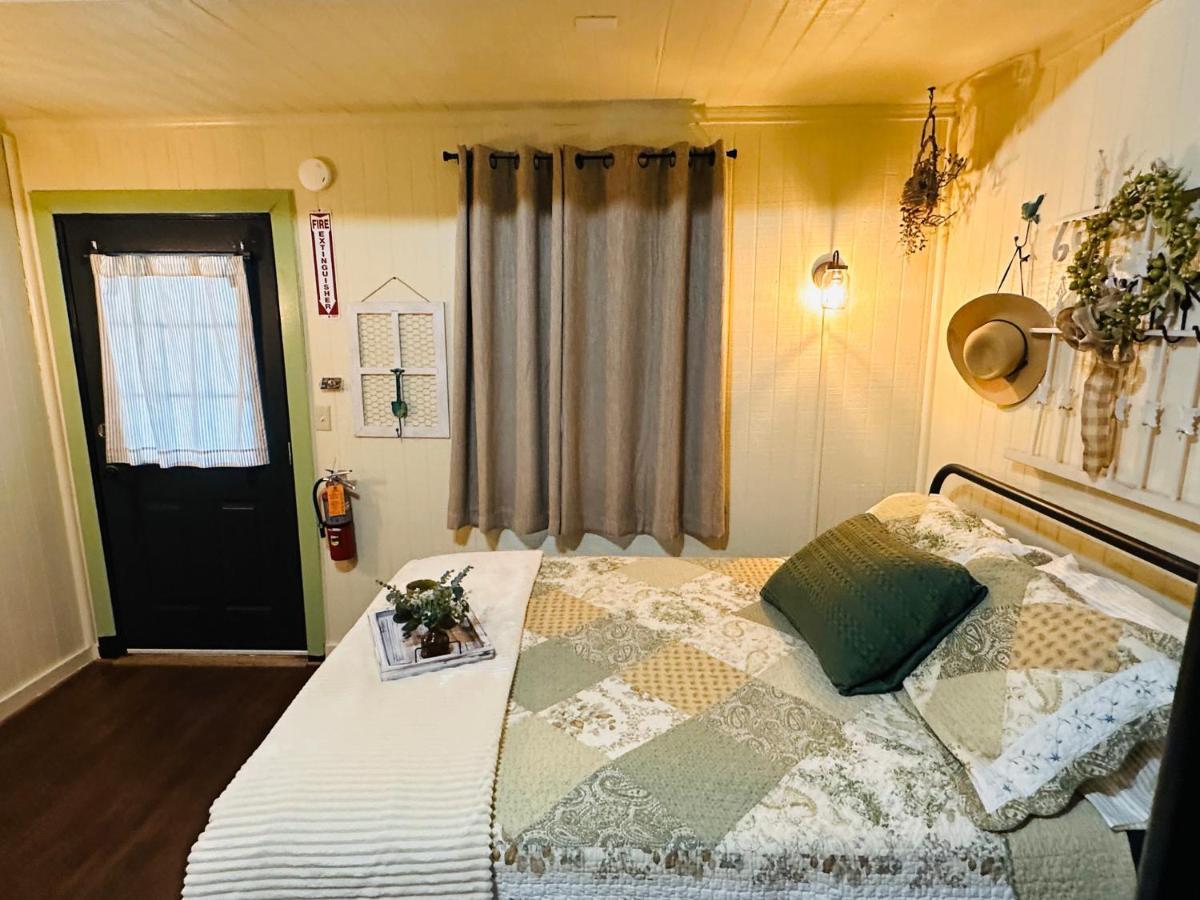 Acorn Hideaways Canton Unwind At Green Gables Suite For Up To 3 Exteriér fotografie