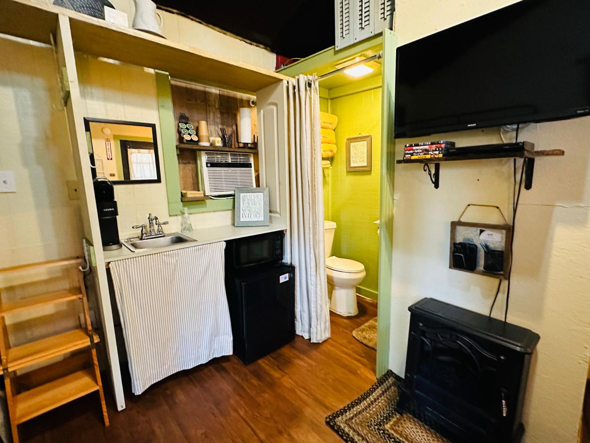 Acorn Hideaways Canton Unwind At Green Gables Suite For Up To 3 Exteriér fotografie